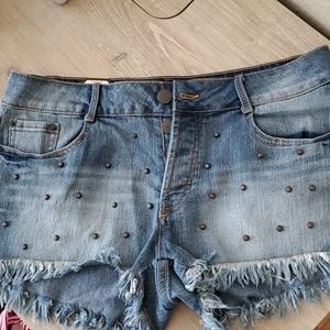 New With Tags Juniors Size 13 Studded shorts